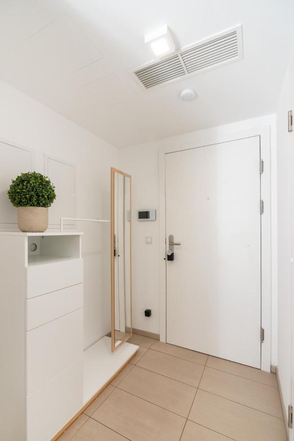 Immersed Into Vienna'S City Life And Yet A Retreat, Minimum 30 Nights Viena Exterior foto