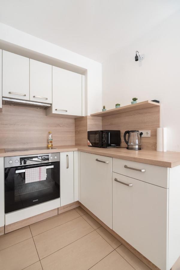 Immersed Into Vienna'S City Life And Yet A Retreat, Minimum 30 Nights Viena Exterior foto