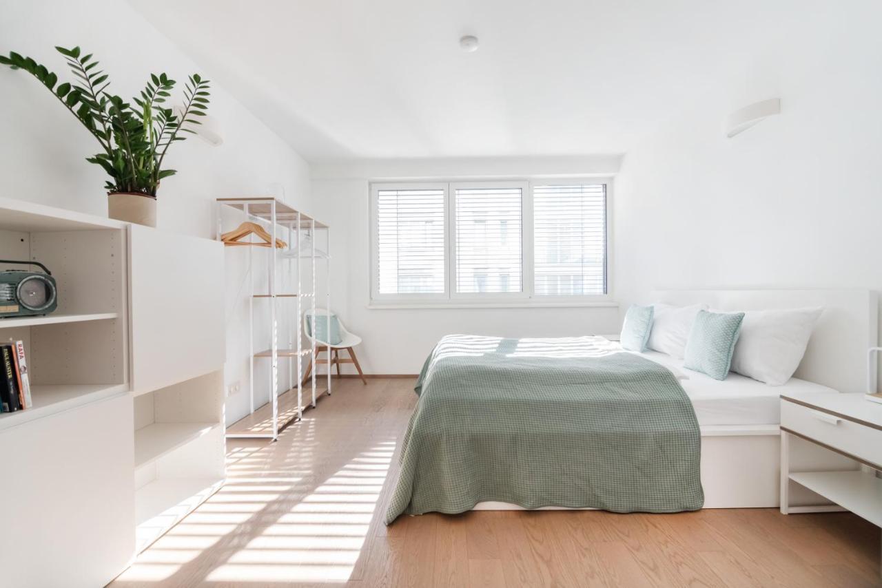 Immersed Into Vienna'S City Life And Yet A Retreat, Minimum 30 Nights Viena Exterior foto